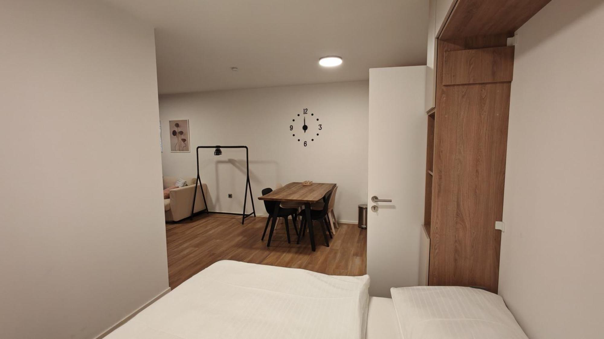 Apartmany Muslovske Vinohrady ミクロフ エクステリア 写真