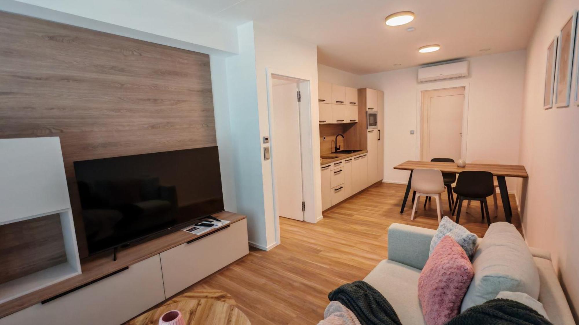Apartmany Muslovske Vinohrady ミクロフ エクステリア 写真