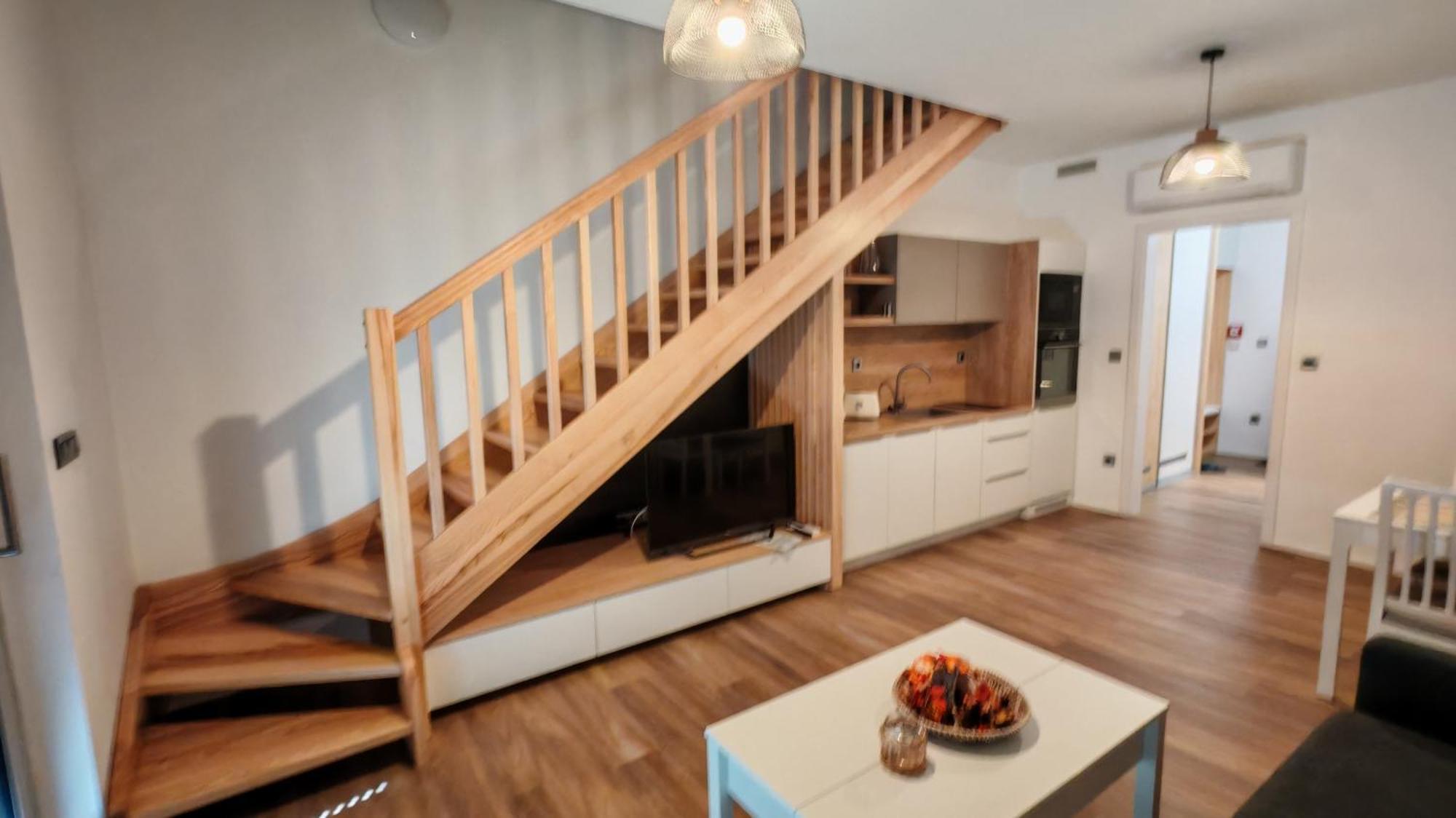 Apartmany Muslovske Vinohrady ミクロフ エクステリア 写真